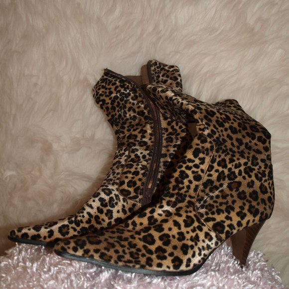Leopard Print Heeled Ankle Boots BY ROME FASHIONER SIZE 36 USED FOR PHOTO SHOOT - Picture 1 of 7